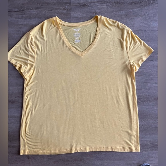 Nine West Yellow Short Sleeve Tee Soft Spun SZ XL - Picture 1 of 5